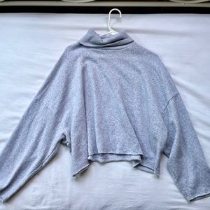 Gray crop top with turtle neck